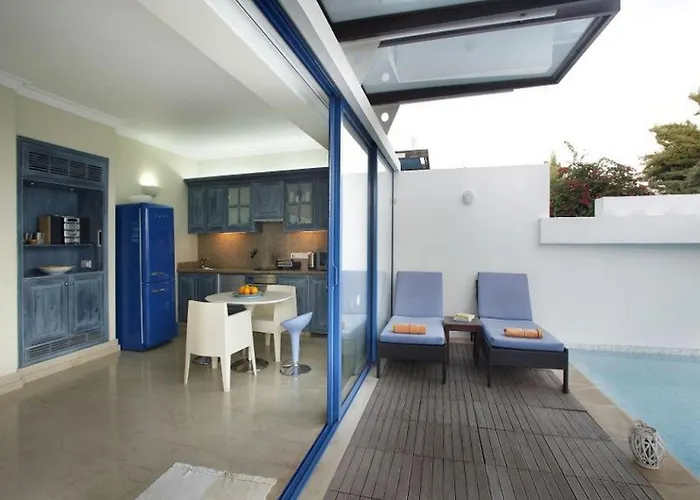 فيلة Nausicaa Mykonos